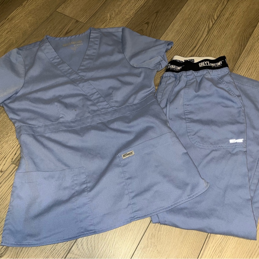 Grey's Anatomy Light Blue Scrub Ensemble